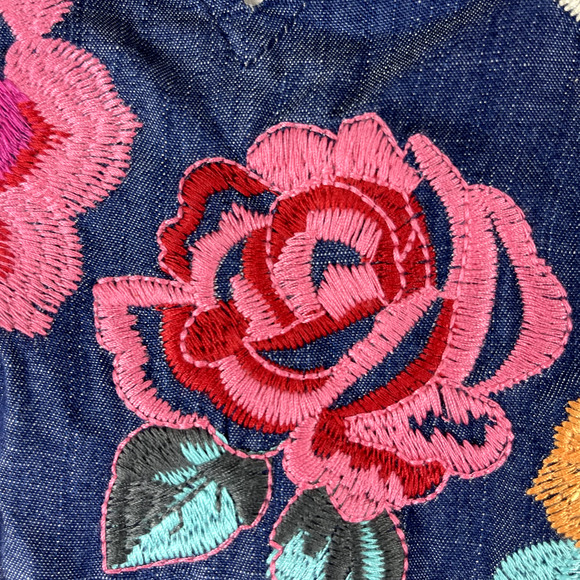 Savanna Jane Embroidered Tunic Top Women 1X Blue Floral Striped Boho Cottage NEW - Picture 8 of 16